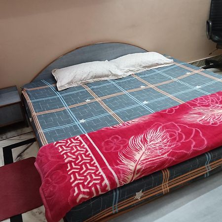 Appartamento Shraddha Niwas Prayagraj Esterno foto